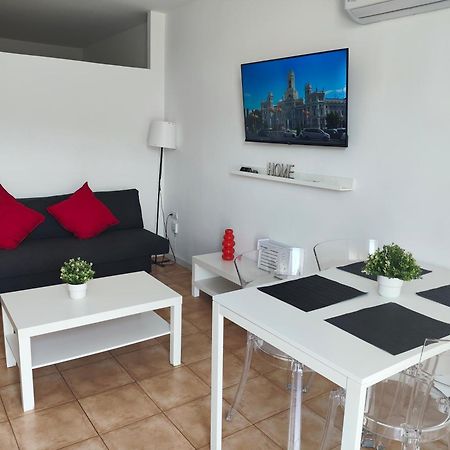 Centro Capital Wizink Feria Bernabeu Aeropuerto Apartman Madrid Kültér fotó
