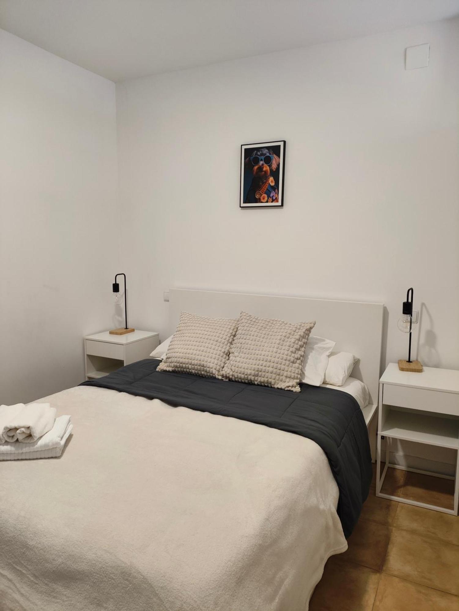 Centro Capital Wizink Feria Bernabeu Aeropuerto Apartman Madrid Kültér fotó